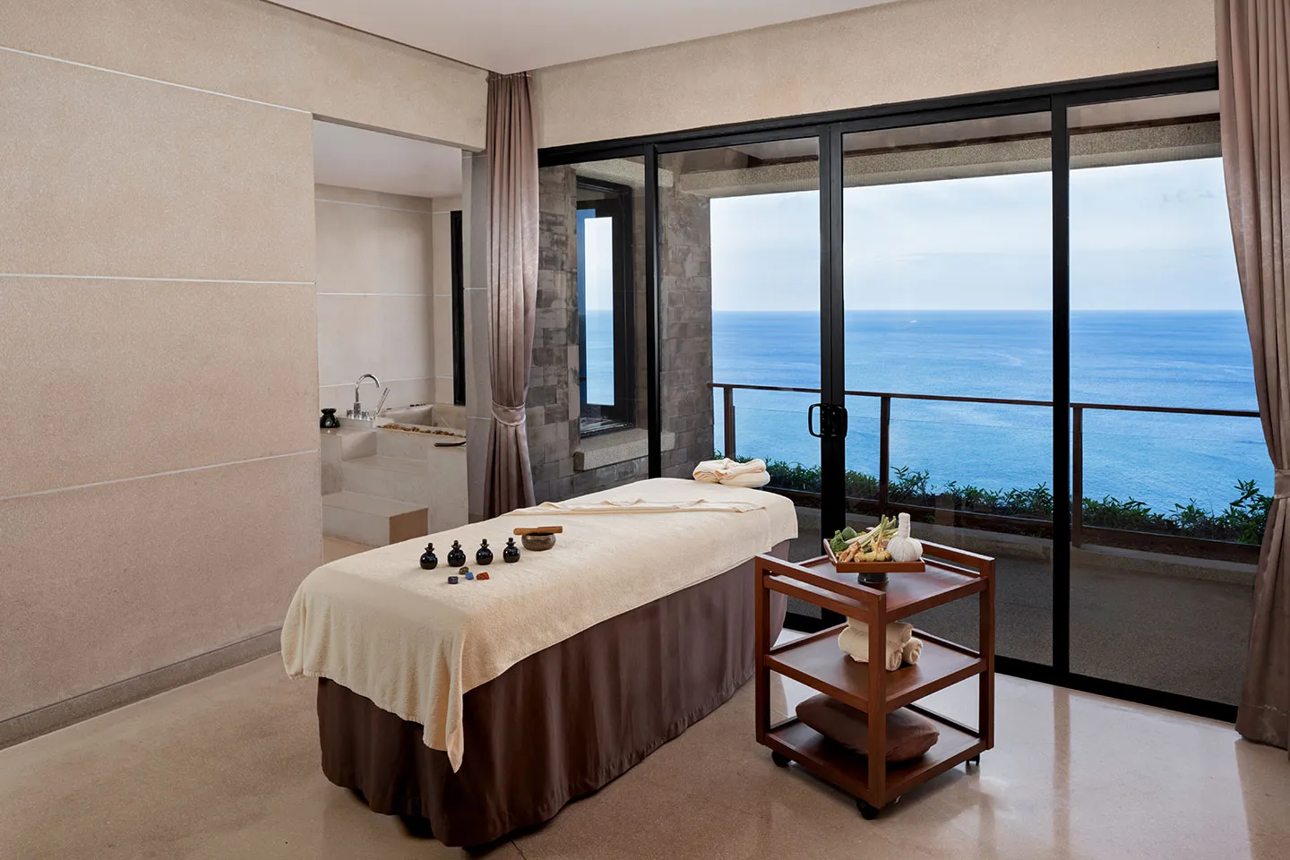 THE SPA BY PARESA