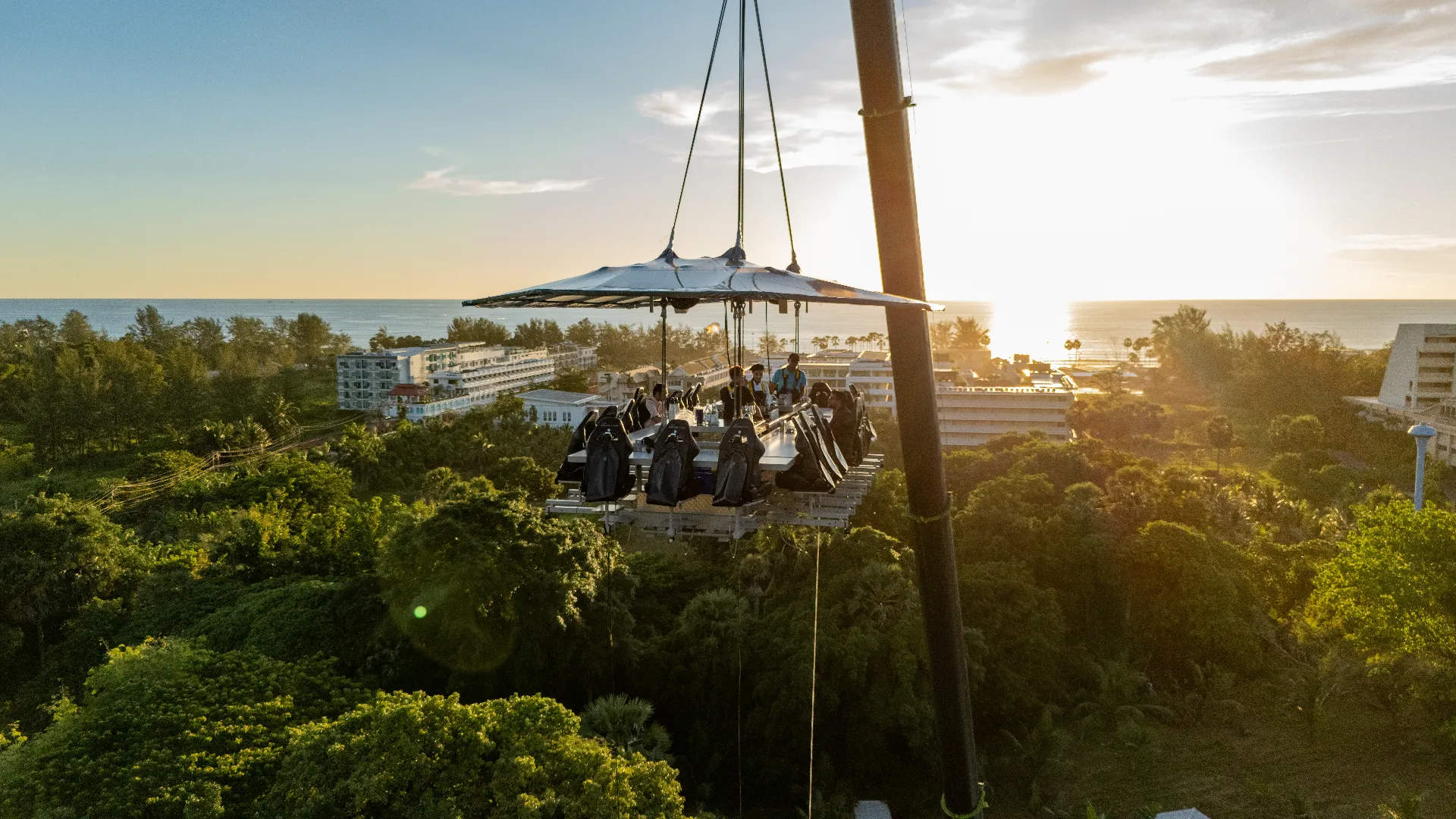 Dinner in the Sky